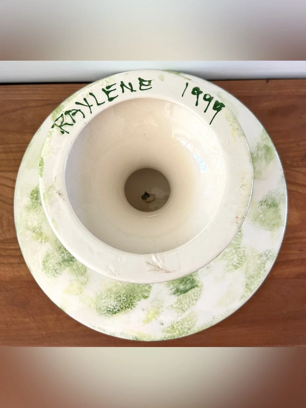 Hand Painted Ceramic Pedestal Cake Stand Vining Green Leaves on Yellow VTG 99’